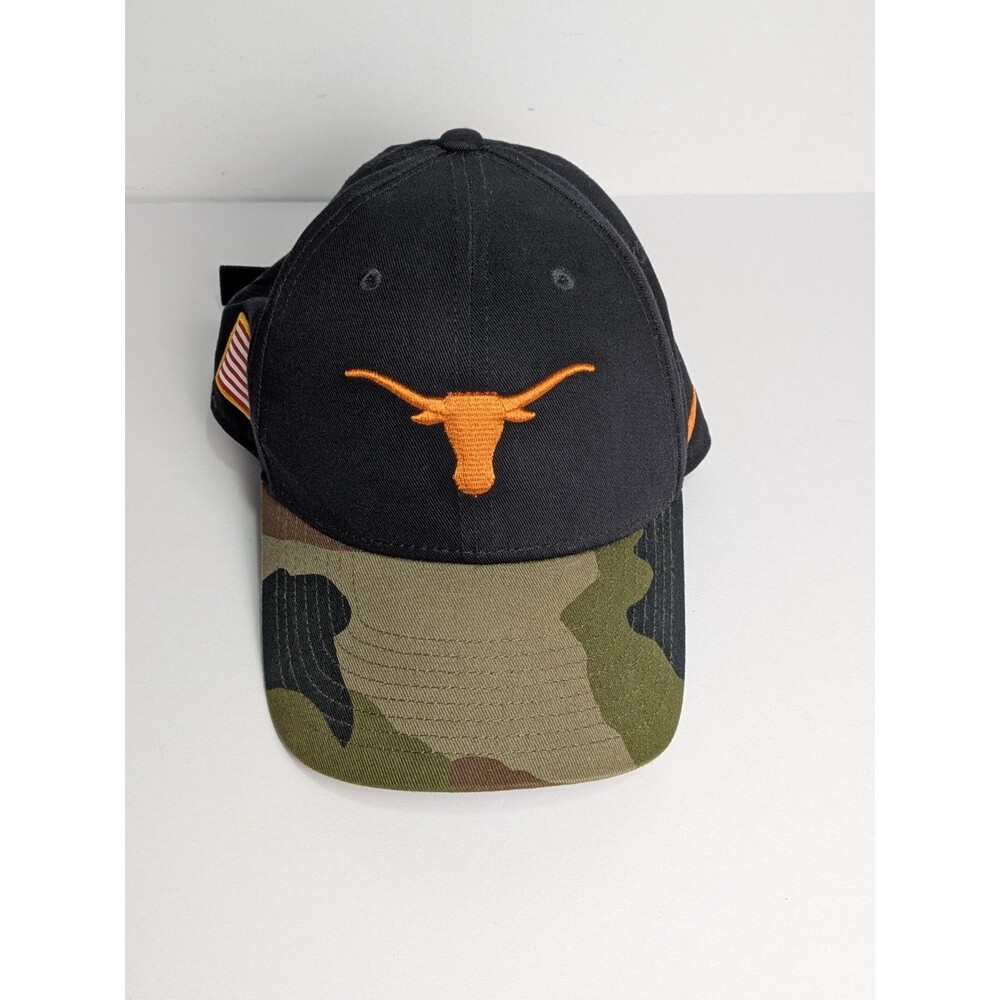 Nike Texas Longhorns Nike Camo Salute To Service One Size Baseball Cap